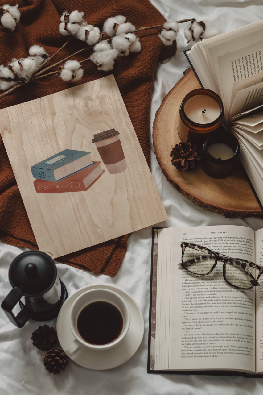 The Coffee & Books Print – The Seasonal Pages